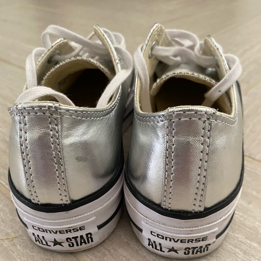 Converse Plataform Silver. Size 6. - Picture 4 of 6
